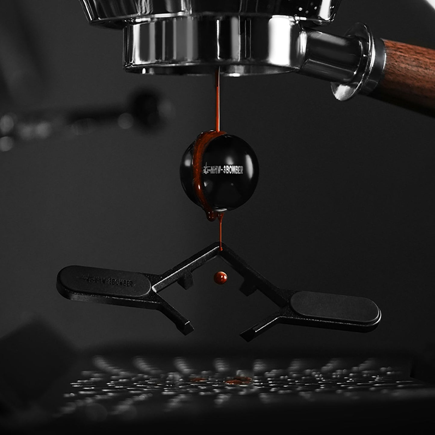 MHW-3Bomber Smooth Soporte Chilling Ball Espresso Negro 2pcs - imagen 3